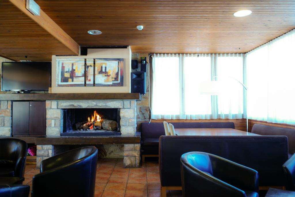 Hotel Avet La Coma I La Pedra Eksteriør bilde