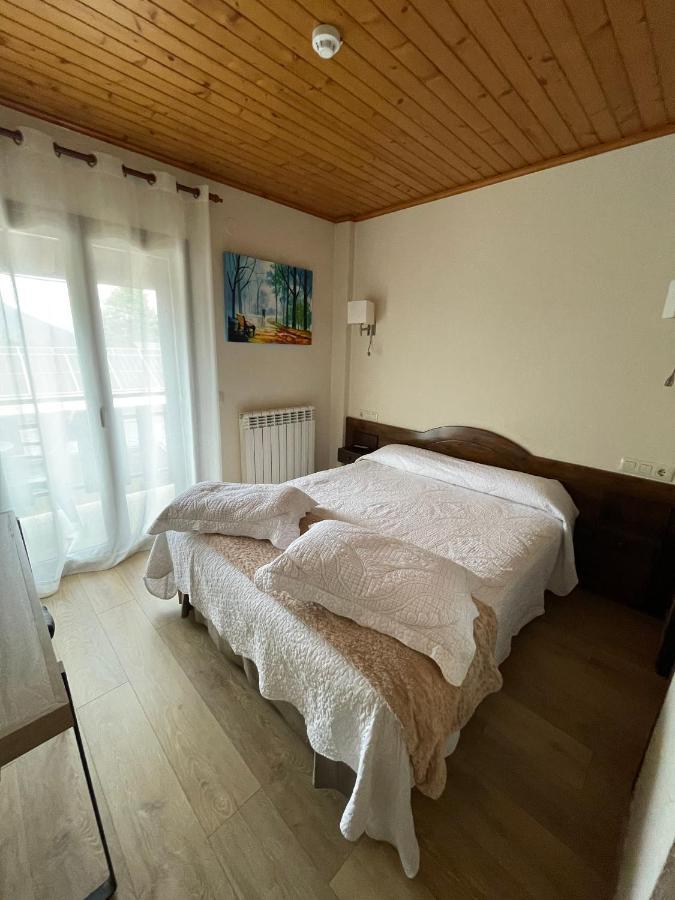 Hotel Avet La Coma I La Pedra Eksteriør bilde